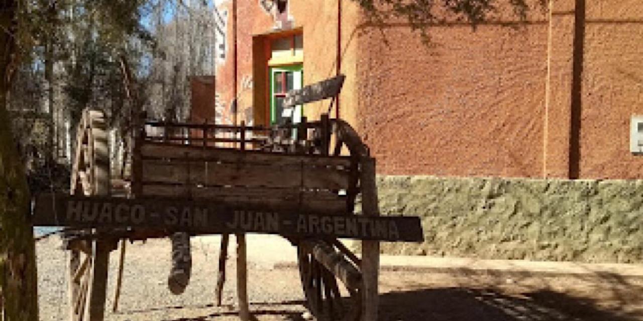Hosteria Huaco Exterior foto